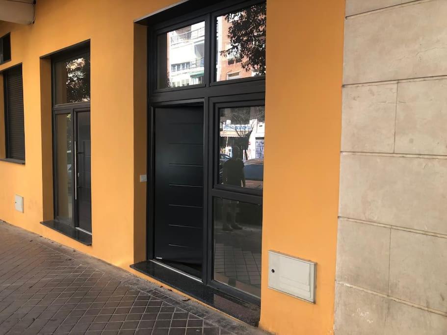 Seco Calle, Precisos Loft Super Equipado Cerca De Metro Pacifico Мадрид Екстериор снимка